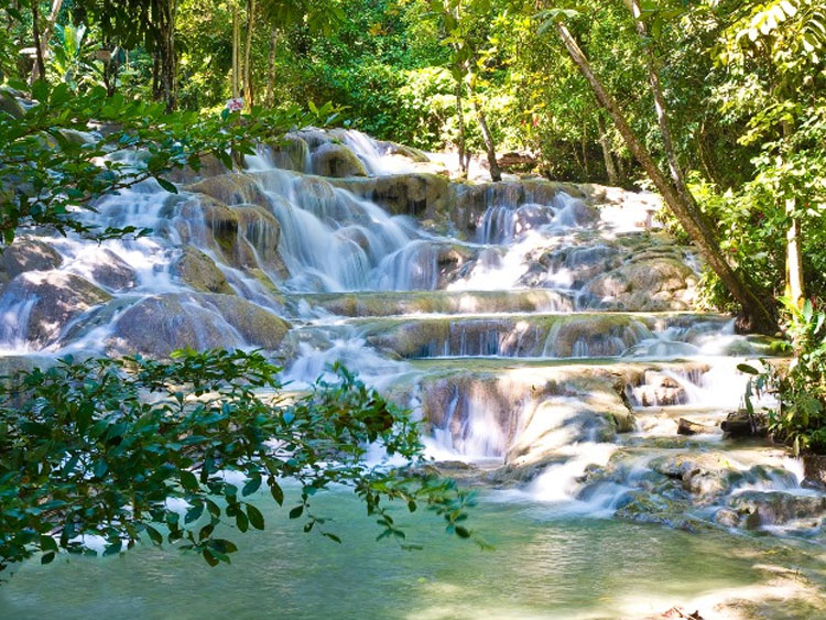 dtours-jamaica-attractions-dunns-river-falls-1