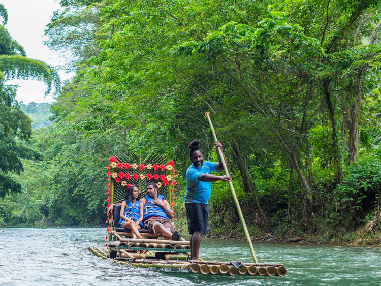 dtours-jamaica-attractions-lethe-river-rafting-limestone-body-massage-1