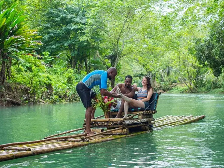 dtours-jamaica-attractions-lethe-river-rafting-limestone-body-massage-2