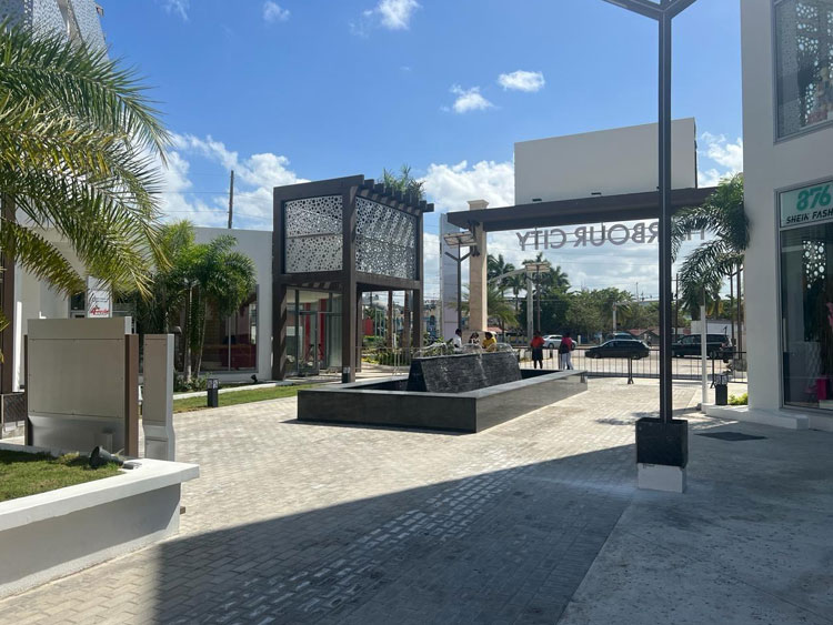 dtours-jamaica-attractions-montego-bay-shopping-and-city-tour-2