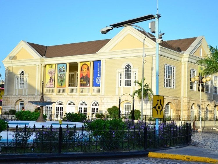 dtours-jamaica-attractions-montego-bay-shopping-and-city-tour-6